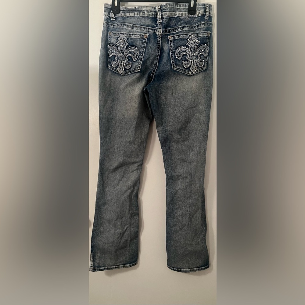 Revolt jeans